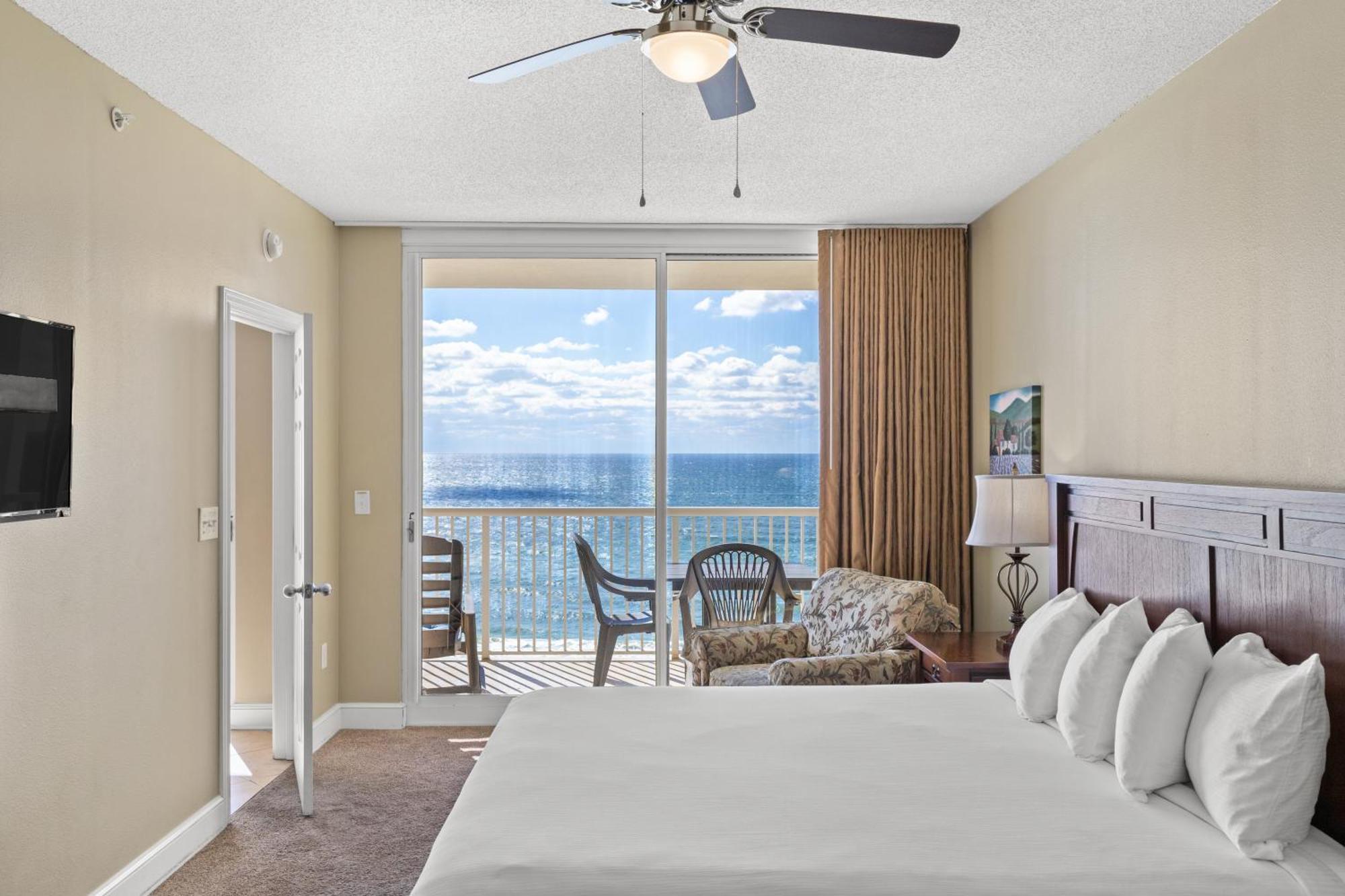 Official Majestic Beach Resort - Over 60 Units - All Ocean Front, Panama City Beach, Fl Екстер'єр фото