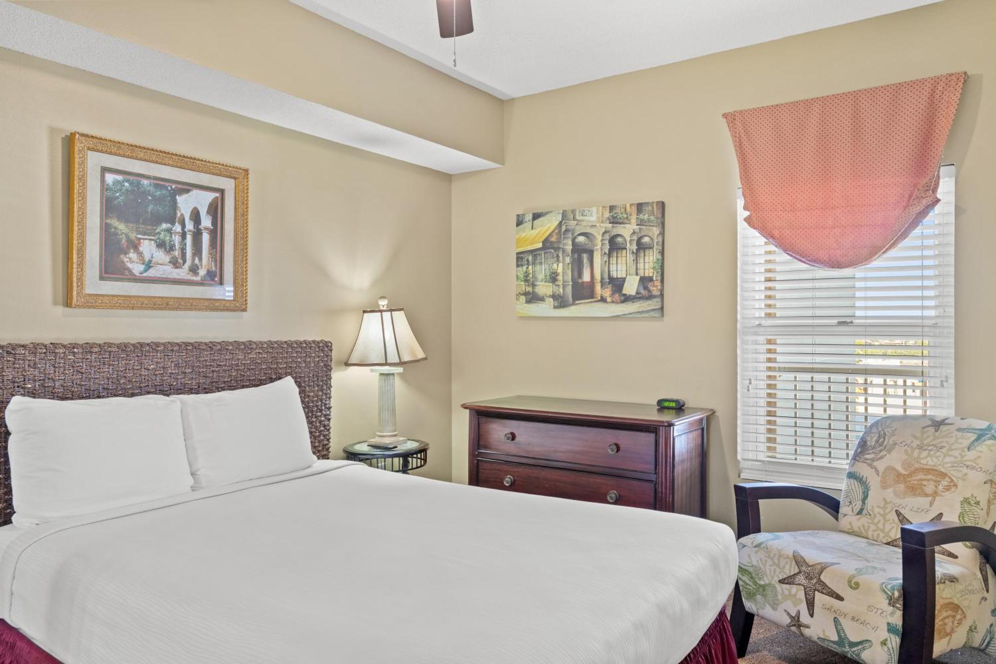 Official Majestic Beach Resort - Over 60 Units - All Ocean Front, Panama City Beach, Fl Екстер'єр фото